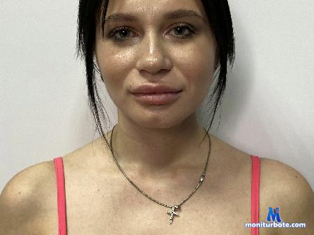 verity-berring flirt4free performer Hi sweet! we want play! Play with us pls!