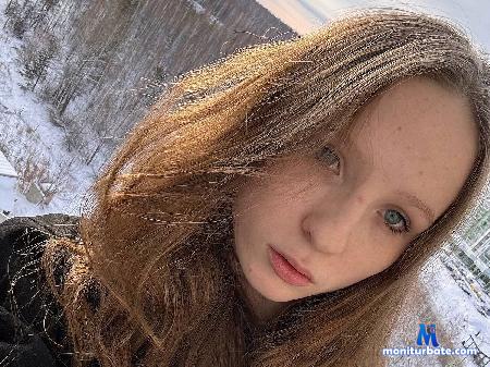 emilia-cun flirt4free performer #18#feet#bigboobs#daddy