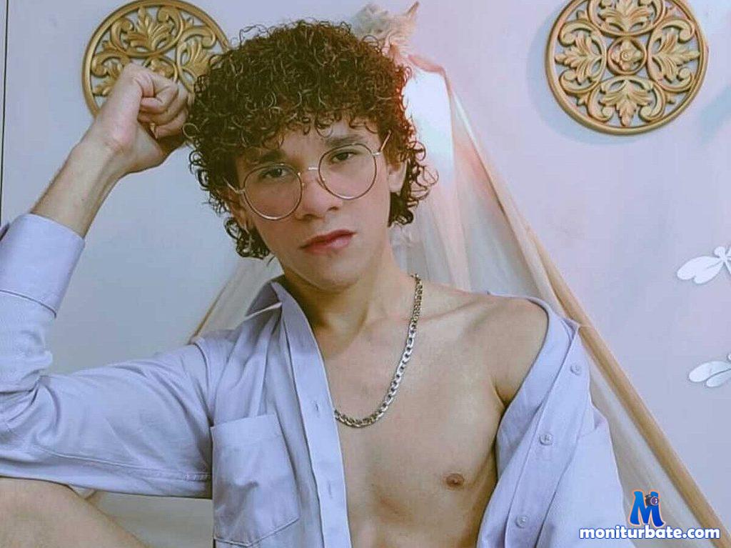 derek-kros Flirt4free performer Balloons Feet Dirty Talk Cock Teasing Cum Eating Handcuffs Whip Bad Cop/Good Cop Legs Tickler Gender Play Voyeurism Rope Play Clothespins Wet and Messy Findom Fucking Machine Armpit