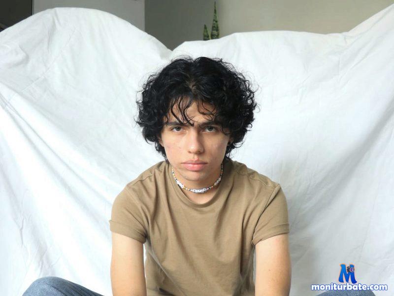 bruno-grey Flirt4free performer Anal Dirty Talk Gender Play