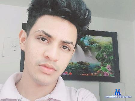 cristhoper-patirson flirt4free performer Hey my loves, I'm a boy you want to have fun and spend a beautiful time very nice with you.