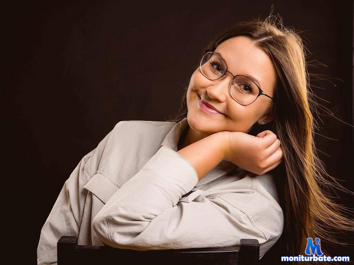 laura-morris Flirt4free performer 