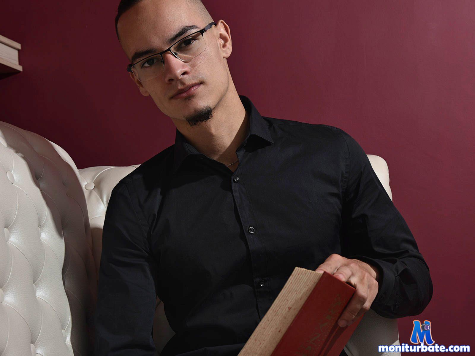 thomas-parker Flirt4free performer Master / Slave Domination Sugar Daddy