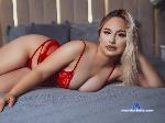roxanne-wells flirt4free livecam show performer I'm the blonde your fantasies warned you about sweet poison, pure fire.