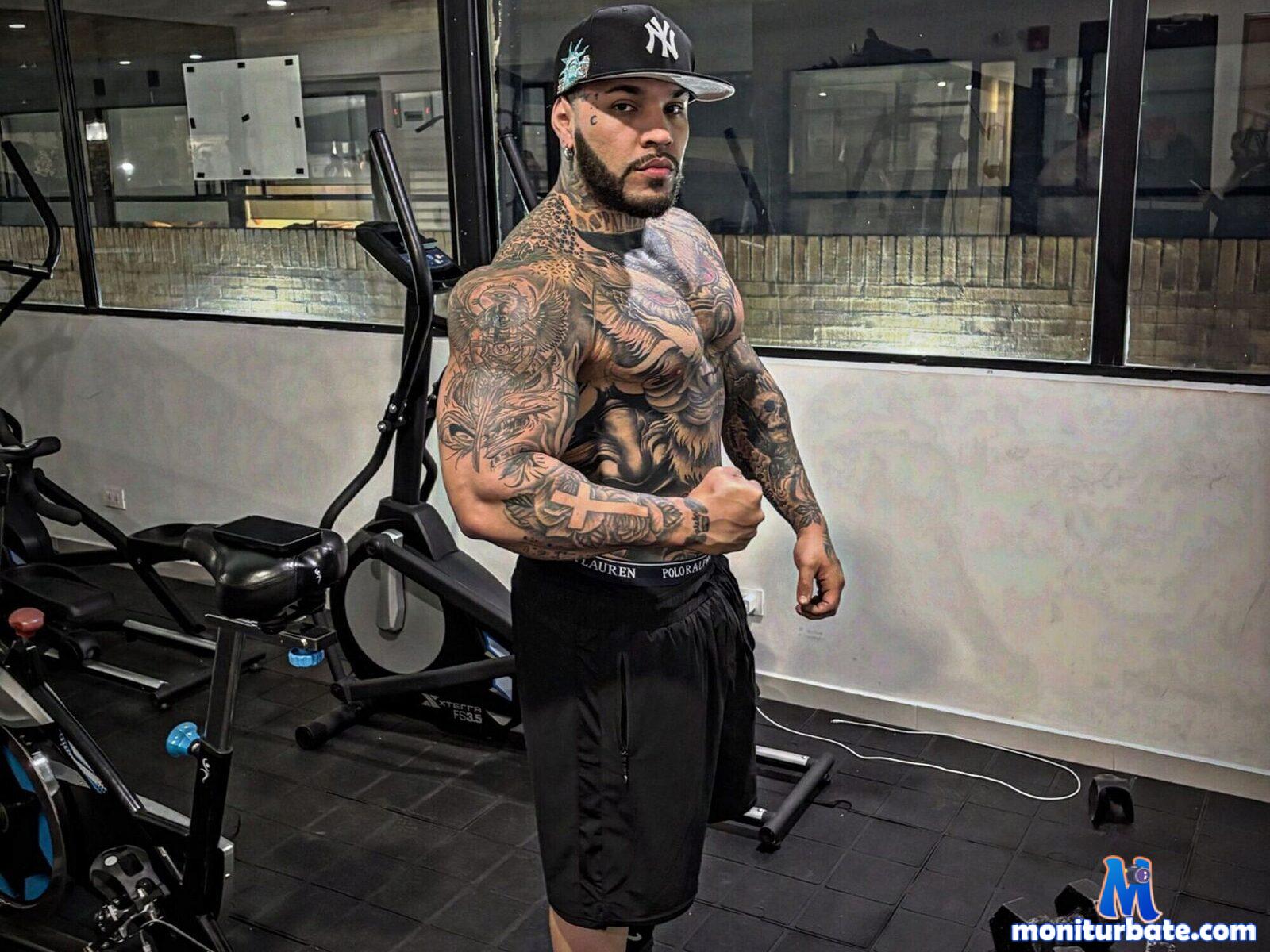 paul-whiters Flirt4free performer Feet Prisoner/Guard Coach/Trainee Pirate/Captive