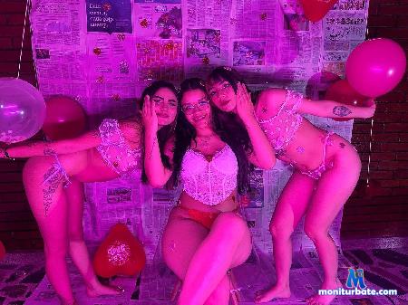 alhana-and-dani-and-evaa flirt4free performer We are hot threesome waiting for fun and dont have limits 