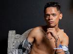 edward-longg flirt4free livecam show performer Passionate and seductive!
