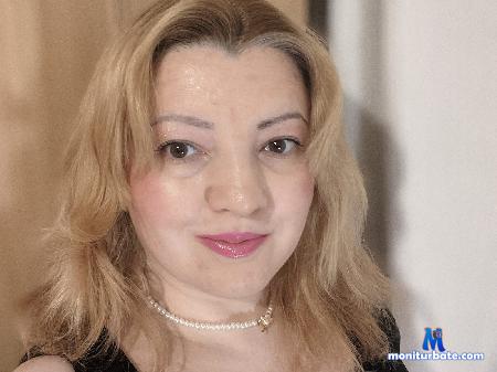 stefany-met flirt4free performer Sex for meture woman