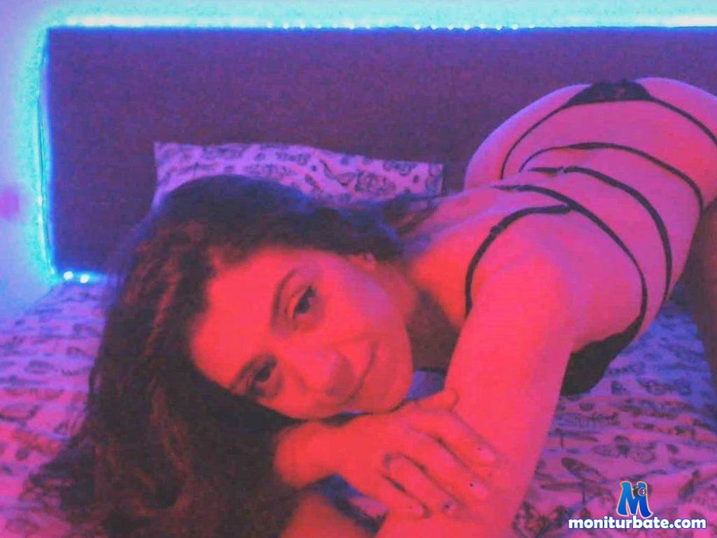 alice-smiling Flirt4free performer Feet Vibrator Jerk off Instruction Orgasm Control/Denial Stockings/Panty Hose Feather Smoking