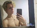 andrew-hotlatin flirt4free livecam show performer I'm a naughty boy 