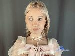 darelene-bowring flirt4free livecam show performer Hi sweet! we want play! Play with us pls!