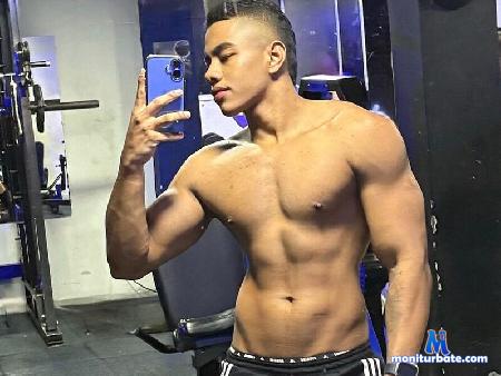 jacksonn-brown flirt4free performer Hi guys, I'm here to meet my personal and family goals, I'd like to meet you