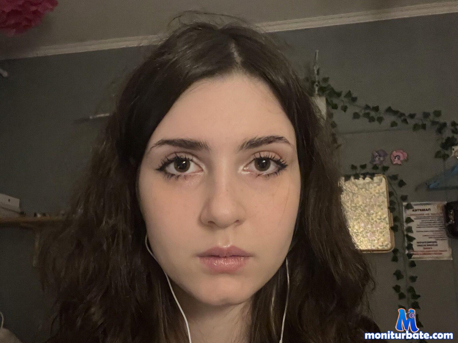 clotilde-hunkin Flirt4free performer 