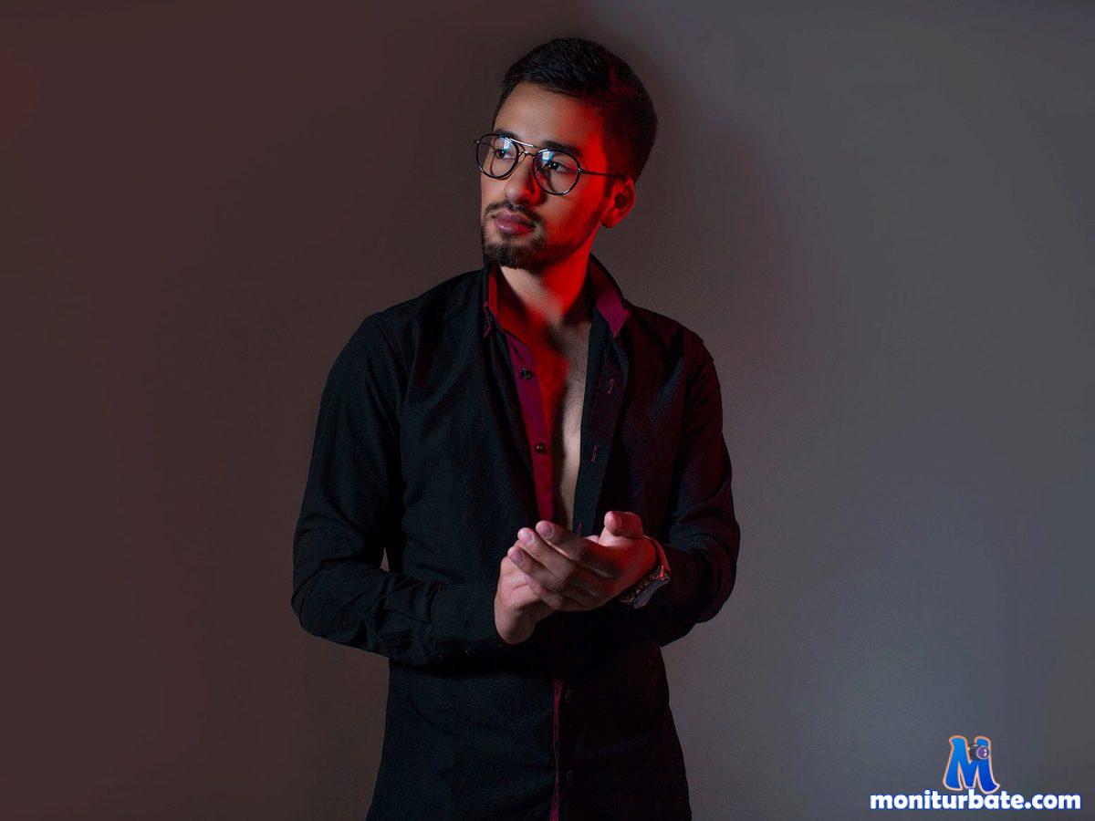 victor-wayne Flirt4free performer Feet Boss / Secretary Student/Teacher Cock Teasing Domination Jerk off Instruction Sugar Daddy Bad Cop/Good Cop Rimming
