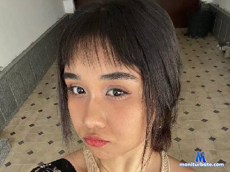 jacklyn-torma flirt4free performer Hi sweet! we want play! Play with us pls!