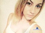 sexy-adelle flirt4free livecam show performer 