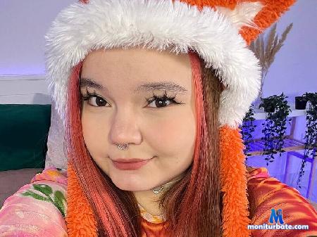 rose-luviella flirt4free performer Sweet bun loves squirt and cosplay