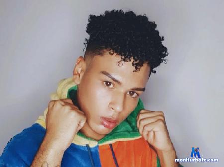 diego-gonz flirt4free performer hola soy un chico divertido, me gusta conocer personas 