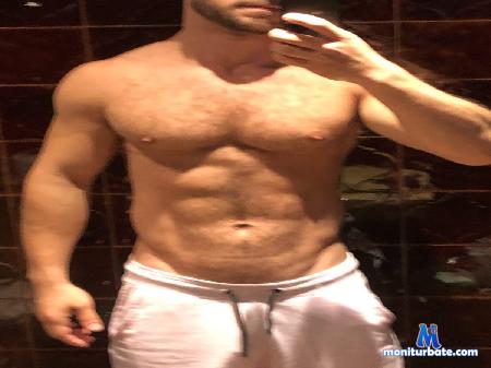 pacco-alencar flirt4free performer REAL BIG DICK muscled guy looking for a good time ;)