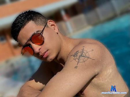 rey-sulburan flirt4free performer  I like respectful members and prefer be dominate person. As well i can be a good master