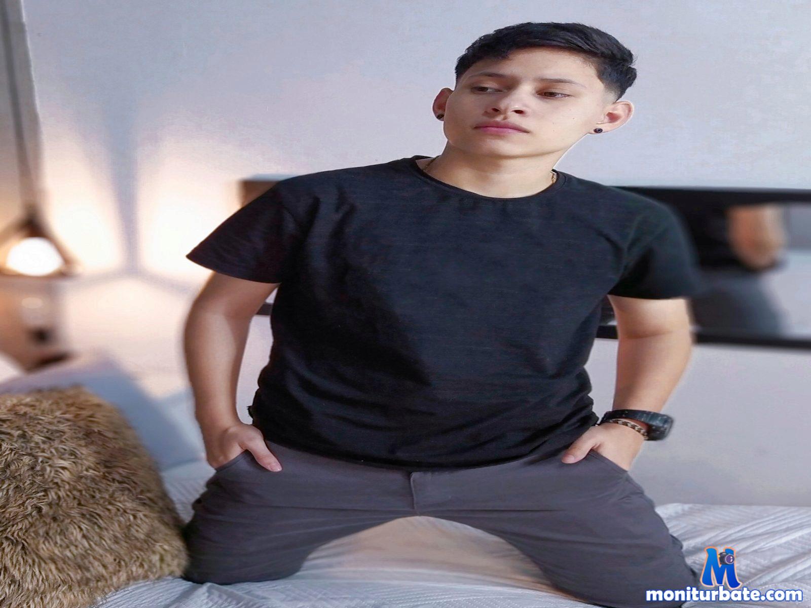axxel-walker Flirt4free performer Spanking Gender Play
