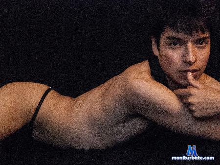 sweet-savage flirt4free performer 19 years, very happy and kind, Would you like to get to know me better and build a good relationsh?