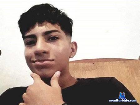 alejandro-balvuena flirt4free performer I am a boy who has a 21 cm big cock and ready for you! Do you dare to play with me? I am very hot .