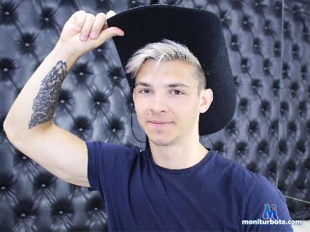 arnold-johnson flirt4free performer Hello guys) welcome in my chat room) i hope we have fun and hot time!!!