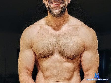luke-brass flirt4free performer Mature Masculine Muscle