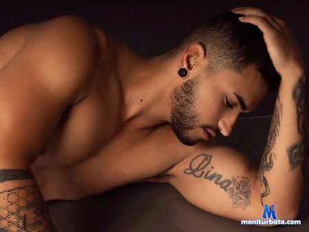 chrys-harris flirt4free performer Hil, welcome to my room