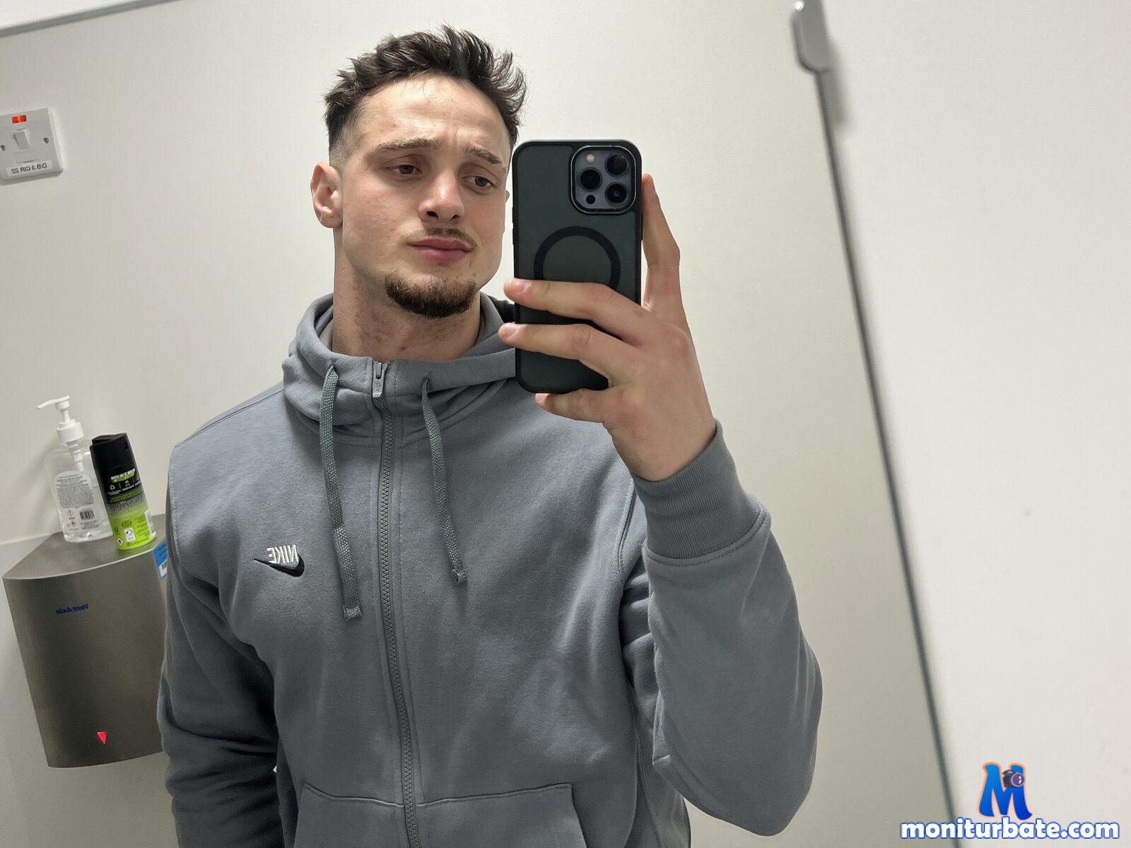 lucas-brat Flirt4free performer 