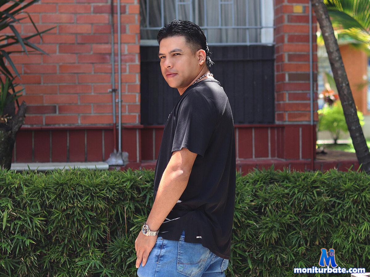 dominic-taylor Flirt4free performer Anal Feet Dirty Talk Jerk off Instruction Handcuffs Bad Cop/Good Cop Legs Piercings and Tattoos Spanking Armpit