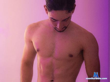 sam-ford flirt4free performer I'm a men of open maind, I need dirty talk for have great pleasure. 