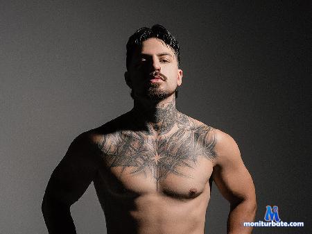 enzo-aren flirt4free performer Don't look too much. or you'll get lost