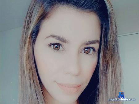 sofia-de-la-vega flirt4free performer Latina MILF, innocent, sweet, naughty