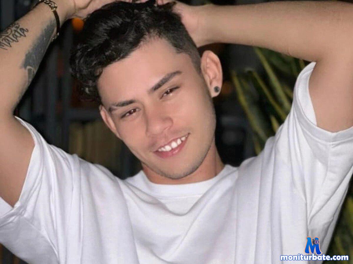 kelvis-estrada Flirt4free performer Anal Boss / Secretary Domination Discipline Bondage Spanking Tickling Smoking Collar and Leash Corporal Punishment