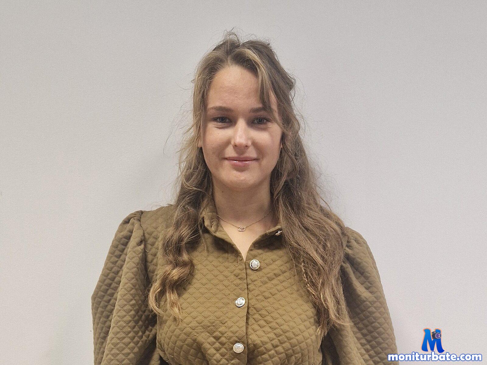 laura-lanson Flirt4free performer 