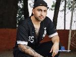 kenzo-king flirt4free livecam show performer Come, let me see you, let me know you, let me aspire to possess you and have you for myself.