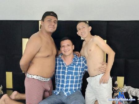 frank-and-paul-and-nicolas flirt4free performer 