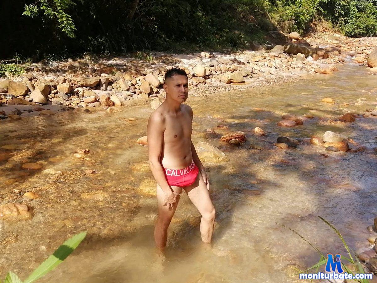 dylan-kane Flirt4free performer Feet Role Play/Costumes Master / Slave Prisoner/Guard Sugar Daddy Nipple Clamps Bad Cop/Good Cop Legs Piercings and Tattoos Coach/Trainee Cowboy/Cowgirl Voyeurism Wet and Messy Food