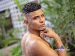 makin-sanz flirt4free livecam show performer The best way to express love is to spend a great time together 