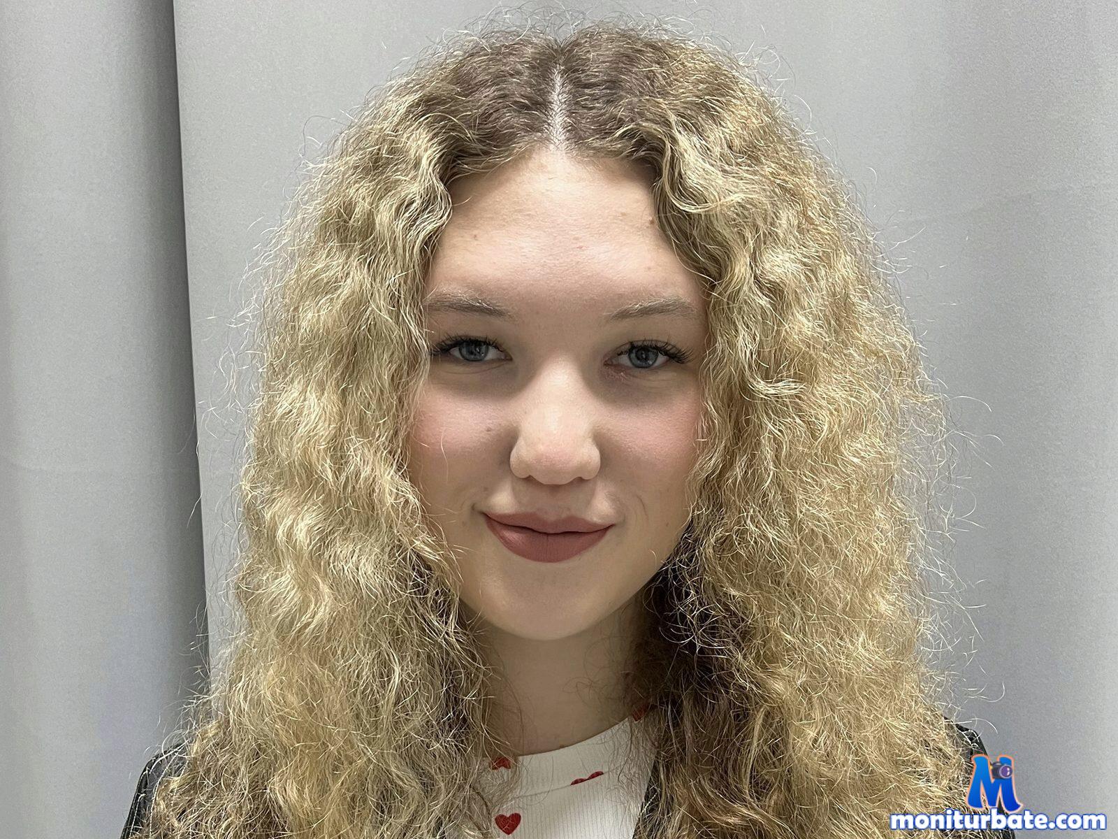 sue-holt Flirt4free performer 