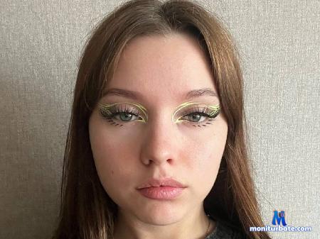 arnita-willame flirt4free performer Hi sweet! we want play! Play with us pls!