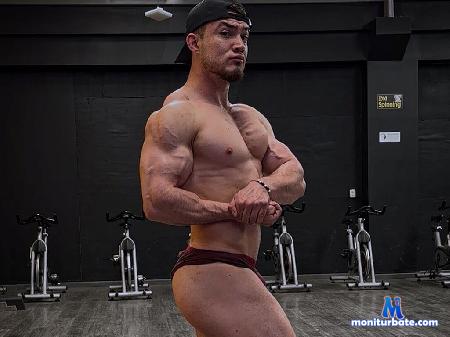 andrew-harrisss flirt4free performer #muscle #uncut #biceps# bigcock #oildance 