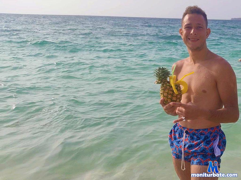 kalvin-hugericci Flirt4free performer Leather Cosplay Ben Wa Balls