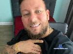 mateo-davide flirt4free livecam show performer My favorite thing is showing off my big dick. You’ll often see me in a show here, but feel free to