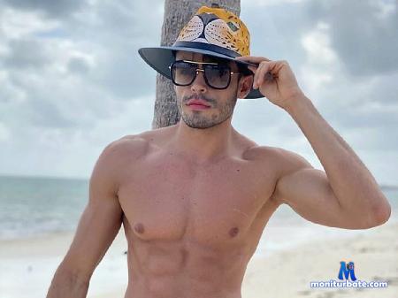 valerio-konefal flirt4free performer im kind and little show off guy with an evil side