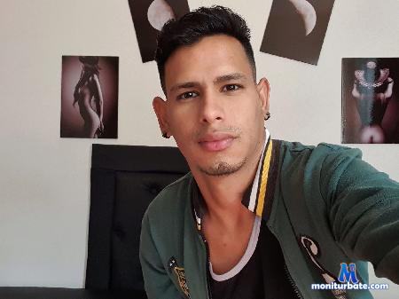 cristian-swan flirt4free performer We are ready to start a great show