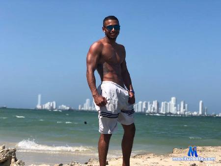 oliver-jhonson flirt4free performer A real man doesnt care who is next to him, a real man take the control always