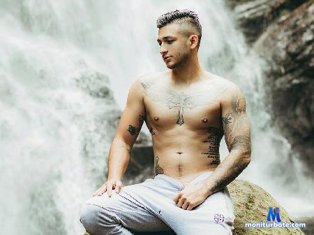 noah-kingg flirt4free performer life is about sex, but sex is about complicity 